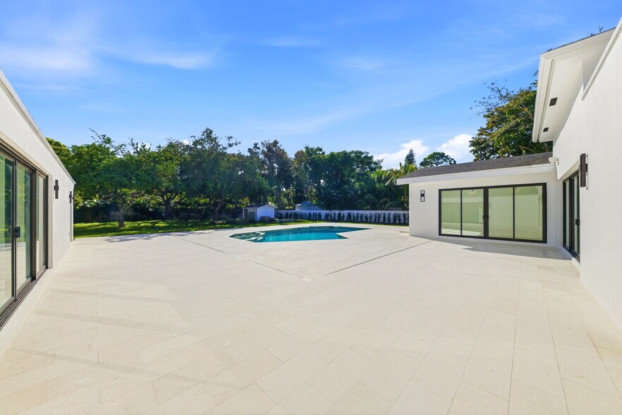 Building Photo - 8800 SW 118th St