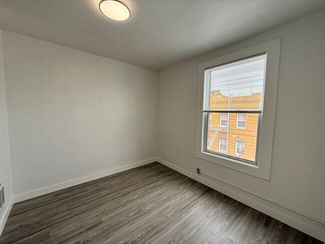 Building Photo - 757 Jackson St