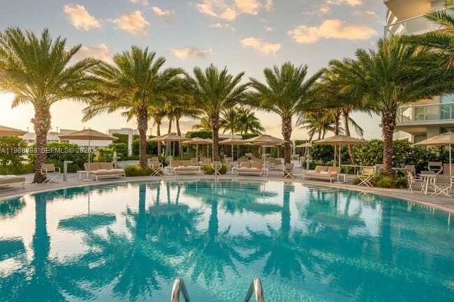 Building Photo - 450 Alton Rd