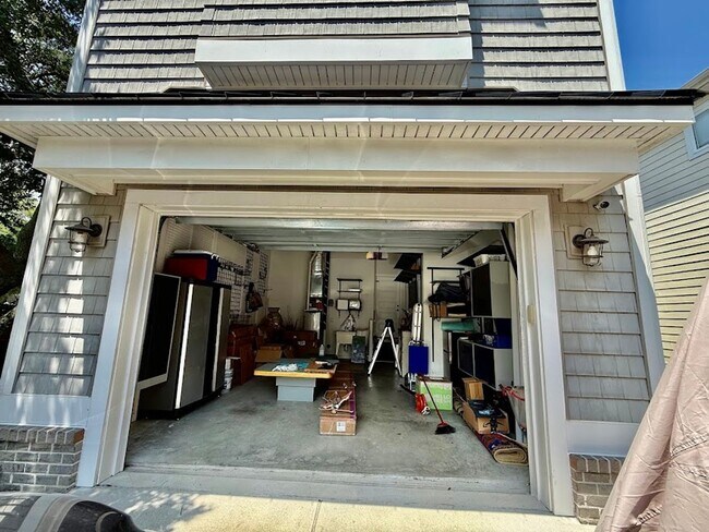 Building Photo - 4 bedroom Ocean Park Single Family