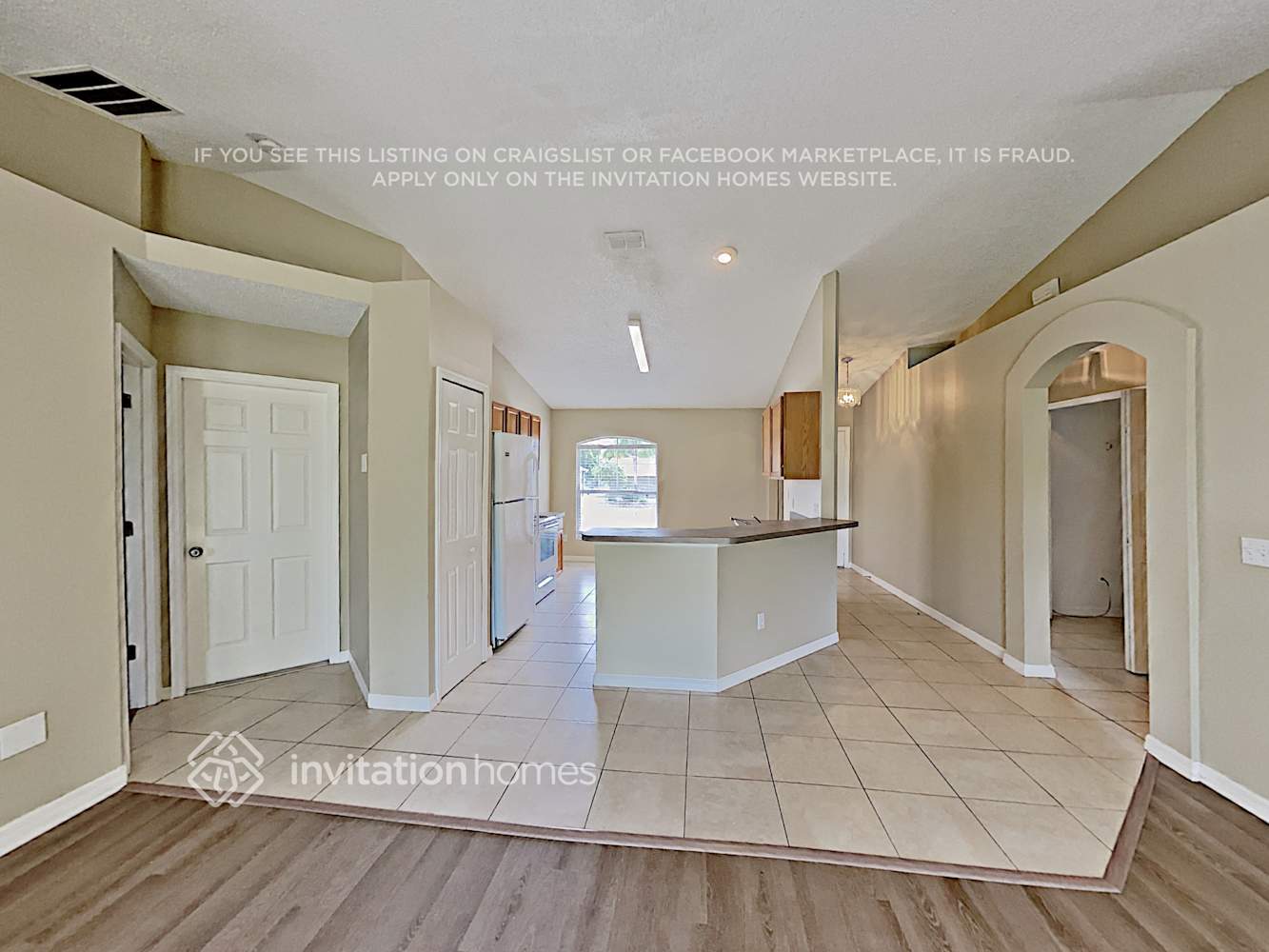 Building Photo - 1791 Oakgrove Ave