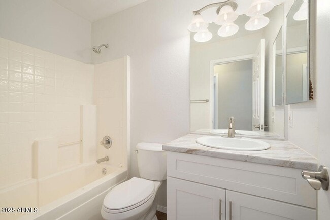 Building Photo - 7940 W Mission Ln