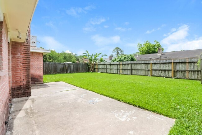 Building Photo - 14307 Branchwater Ln