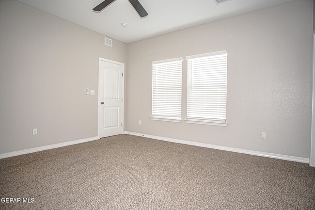 Building Photo - 644 Paseo Musical St