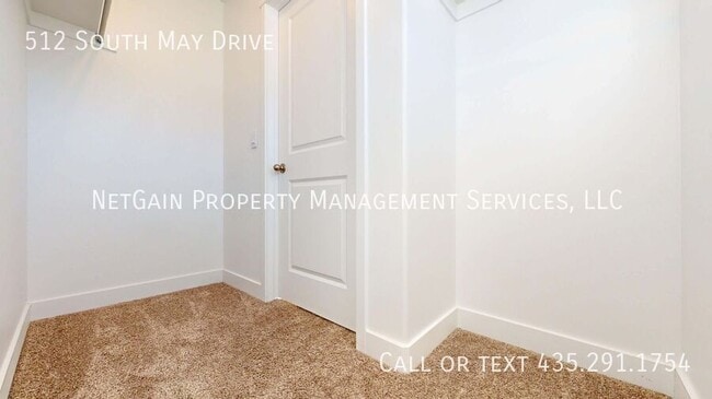 Building Photo - 512 May Dr