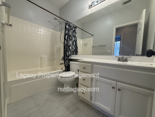 Building Photo - 3108 Tintorera Way