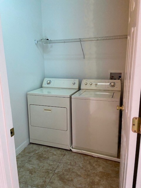 Building Photo - 762 Ashworth Overlook Dr