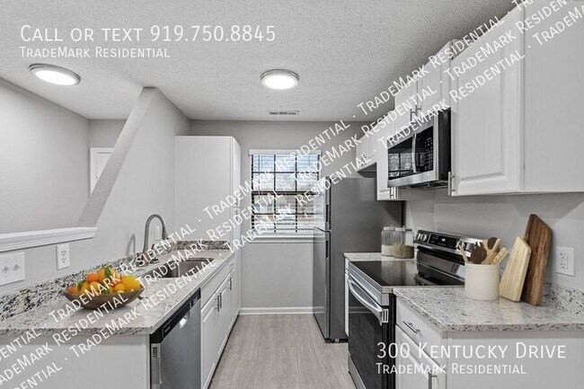 Primary Photo - 300 Kentucky Dr