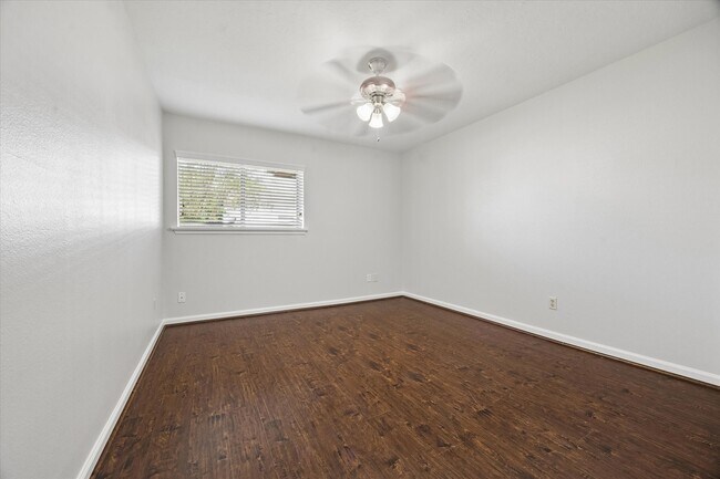 Building Photo - 8515 Cookglass Dr