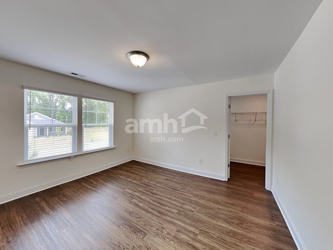 Building Photo - 155 Gregory Dr