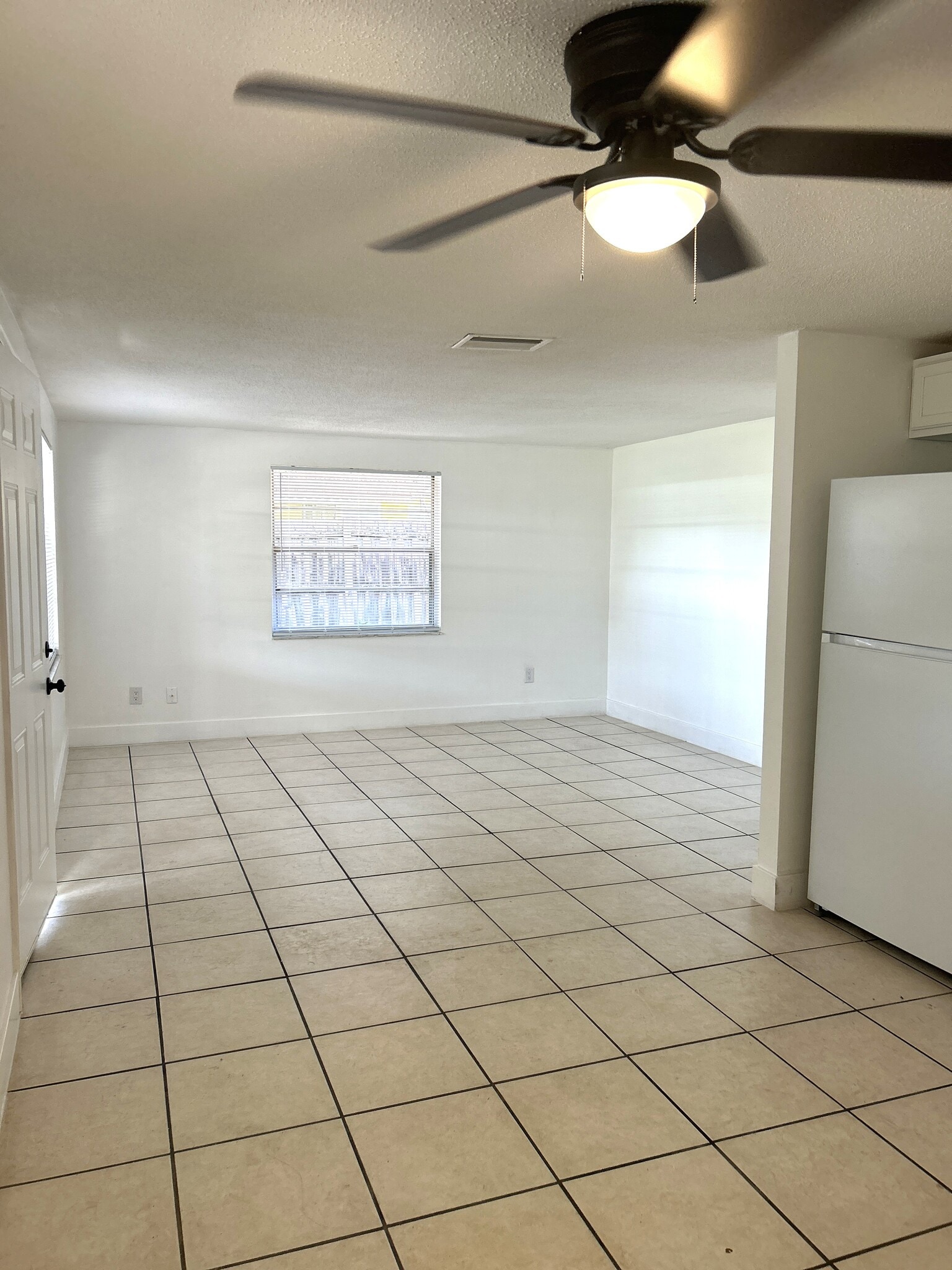 Building Photo - 38825 C Ave