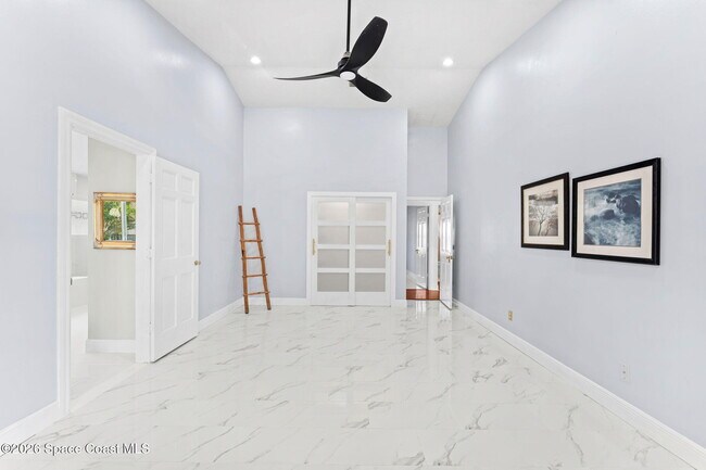 Building Photo - 662 Rossmoor Cir