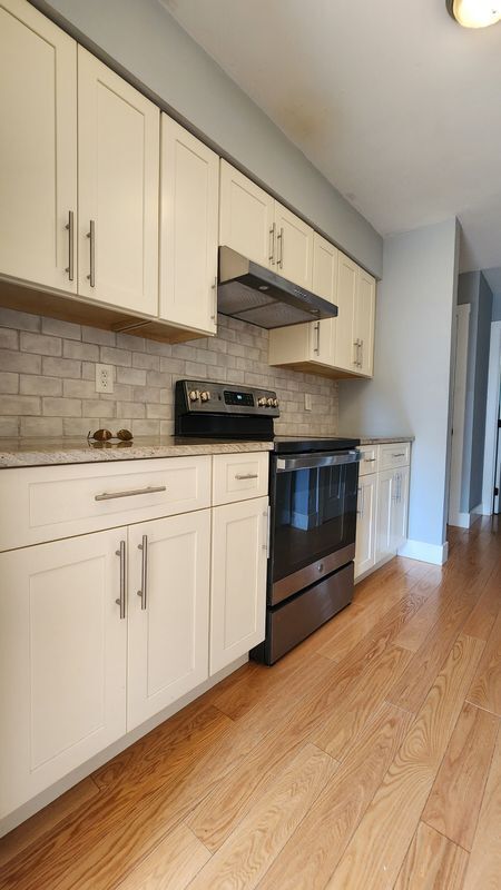 Building Photo - 30 Twin Oaks