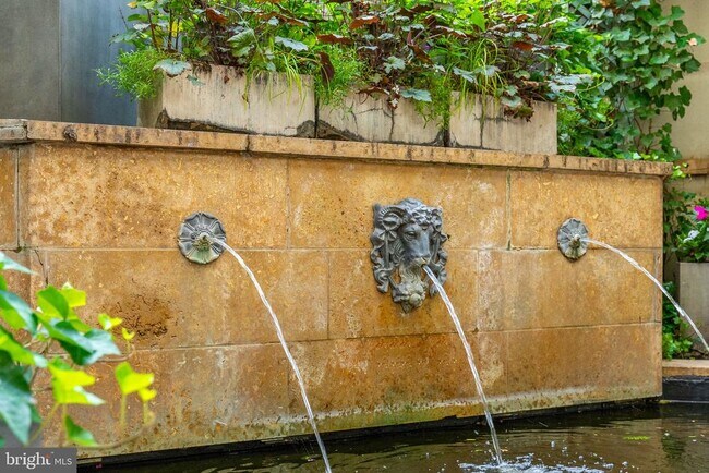 Building Photo - 210 W Rittenhouse Square