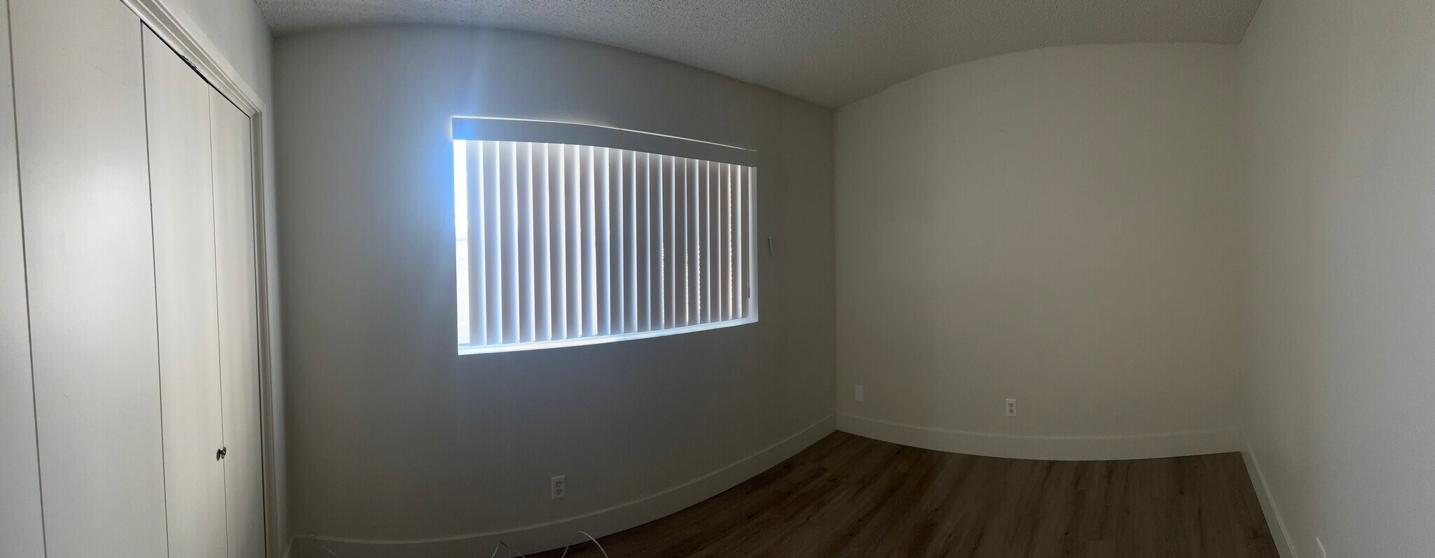 Bedroom - 200 S Carondelet St