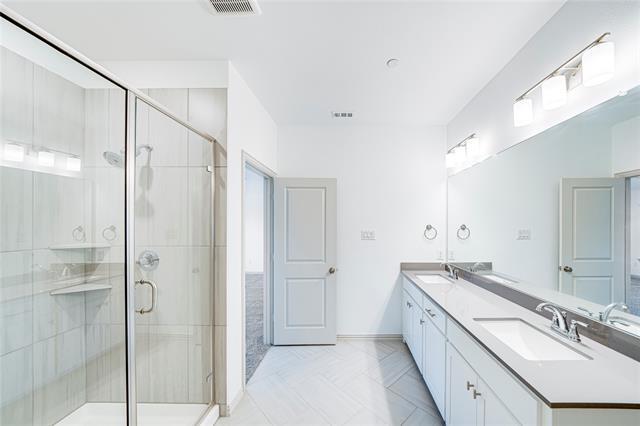 Building Photo - 8888 Samara St