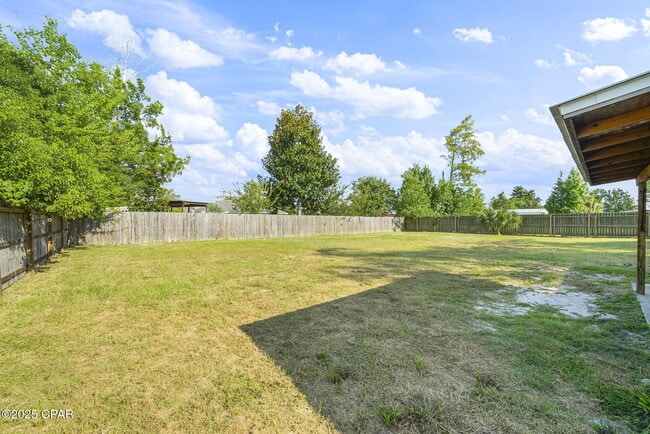 Building Photo - 1203 Iowa Ave