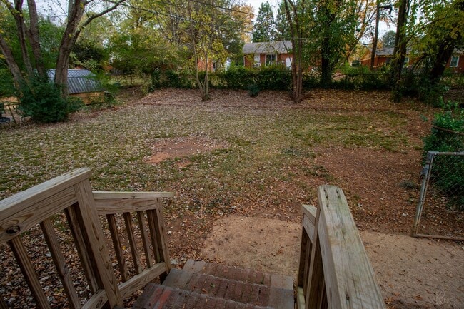 Building Photo - Cozy renovated ranch near Uptown