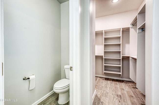 Building Photo - 12616 Brixton Ave