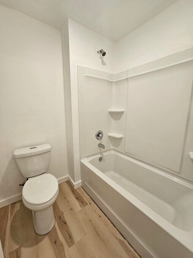 Building Photo - 931 Merganser Way