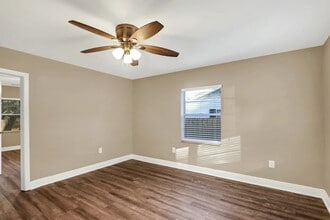 Building Photo - 8717 N Mandarine Pl