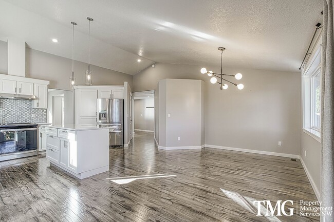 Building Photo - Stylish One-Level Living in East Vancouver!