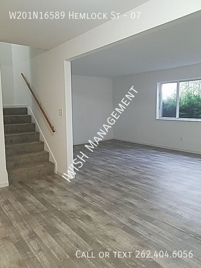 Building Photo - W201N16589 Hemlock St