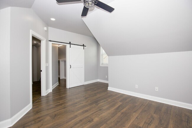 Building Photo - "Spacious and Inviting 2620 sq. ft. Home i...