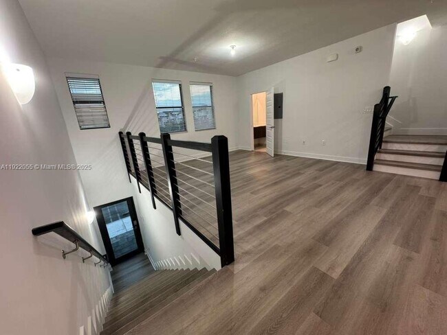 Building Photo - 10473 NW 82nd St