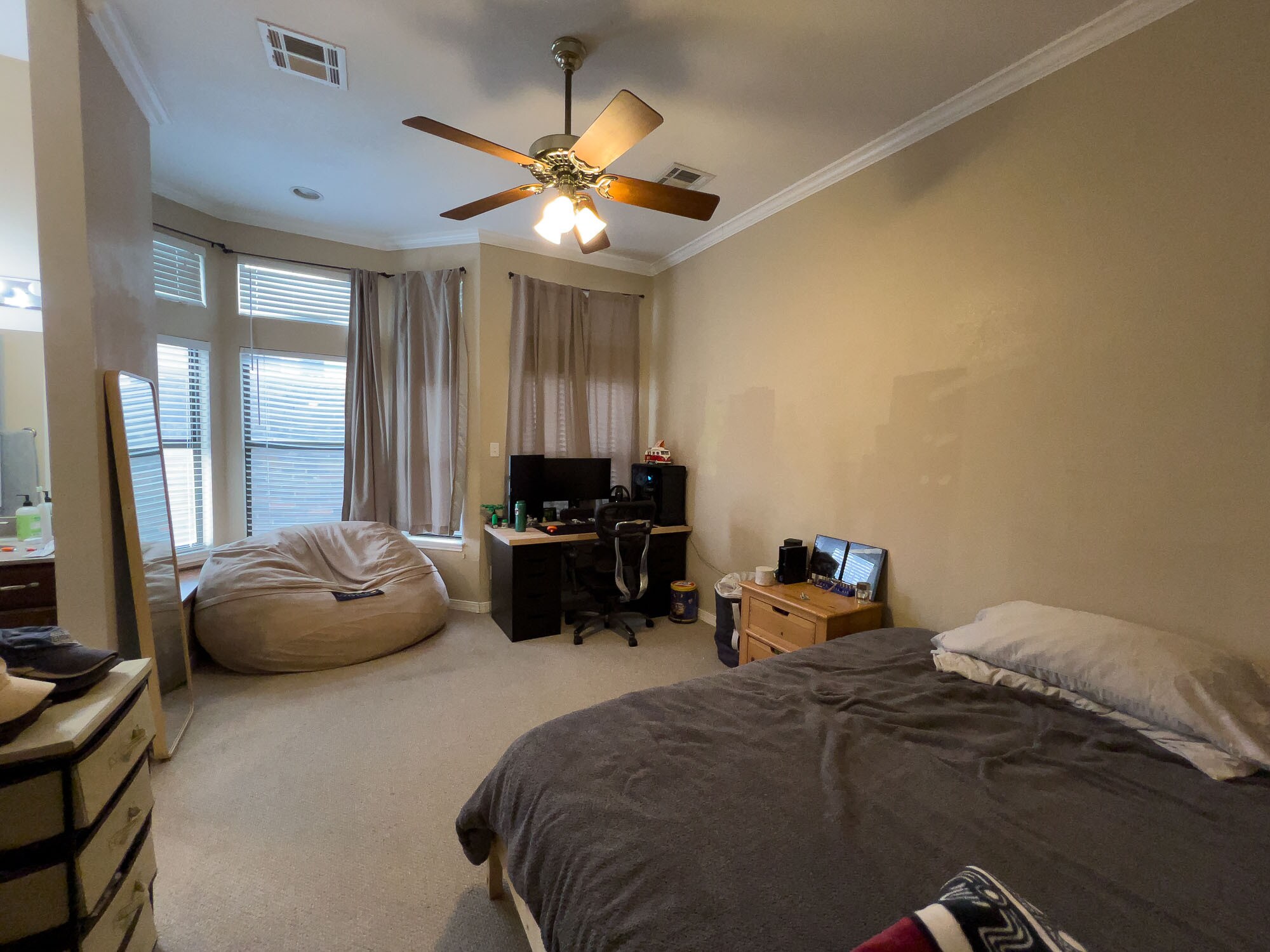 Building Photo - 2802 Nueces St