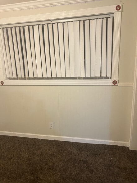 Building Photo - 3382 S 7860 W