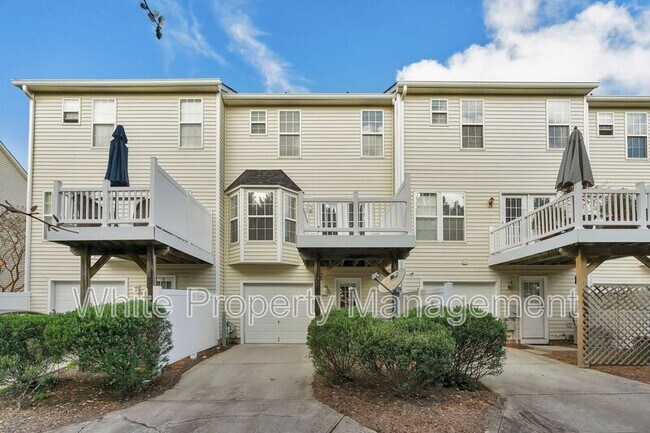 Building Photo - 11443 Destin Ln