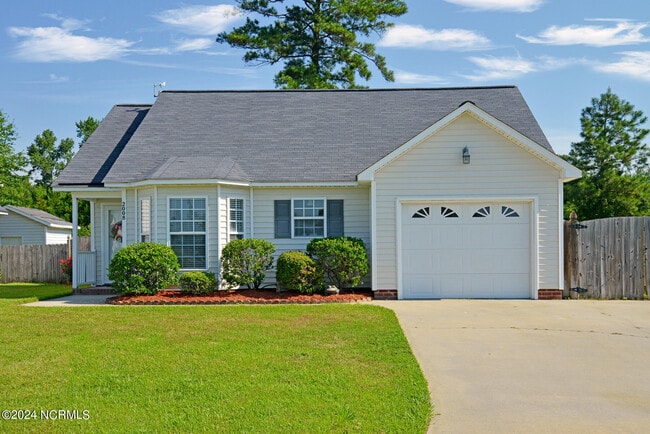 Building Photo - 2008 Penncross Dr