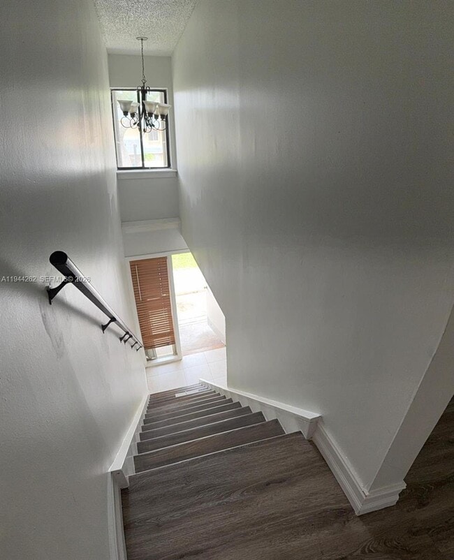 Building Photo - 242 Wimbledon Lakes Dr