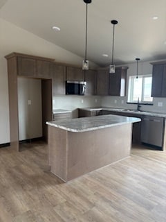 Building Photo - 1121 Pinnacle Ct