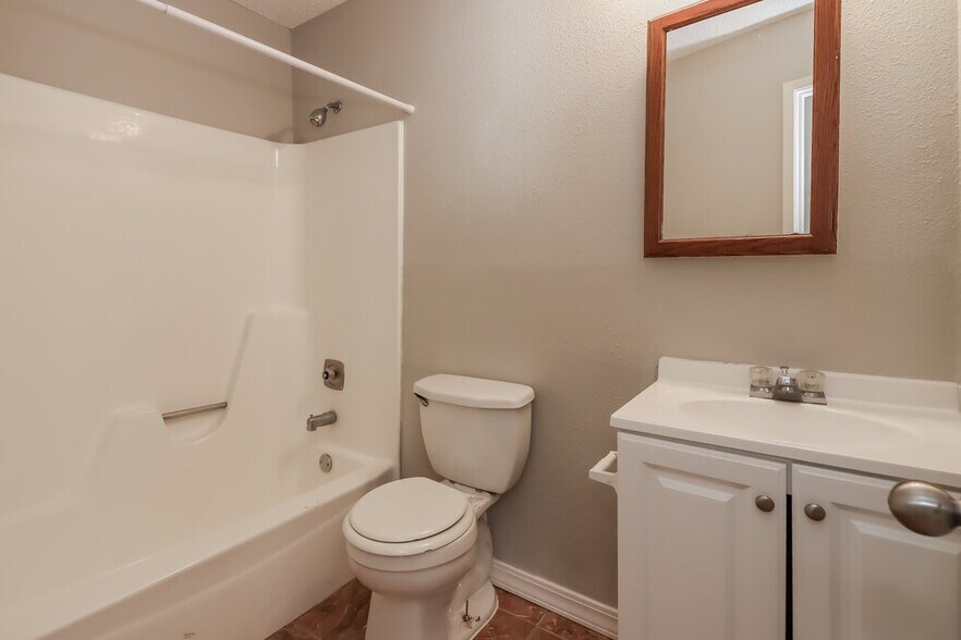 Building Photo - 17728 Northhagen Dr