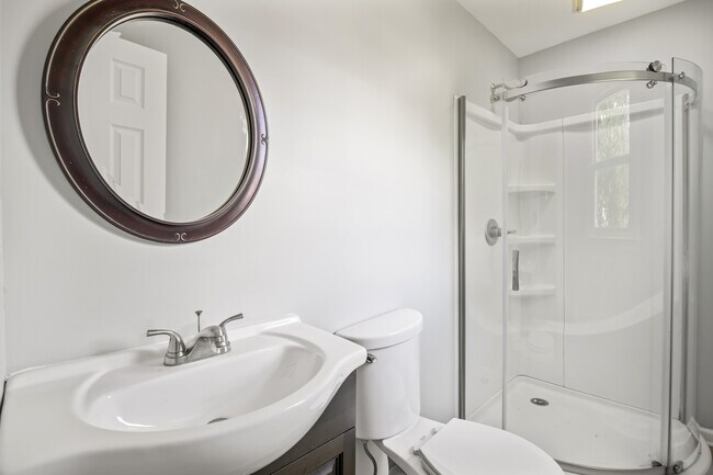 Building Photo - 5712 Sara Kay Dr