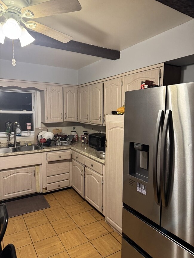 Building Photo - 9119 Smith Ave