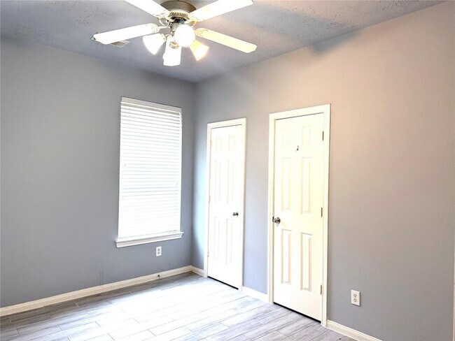 Building Photo - 7307 Slippery Elm Ln