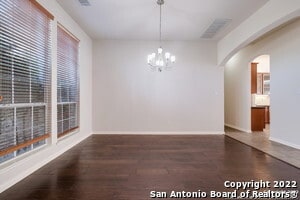 Building Photo - 21122 Balmoral Pl