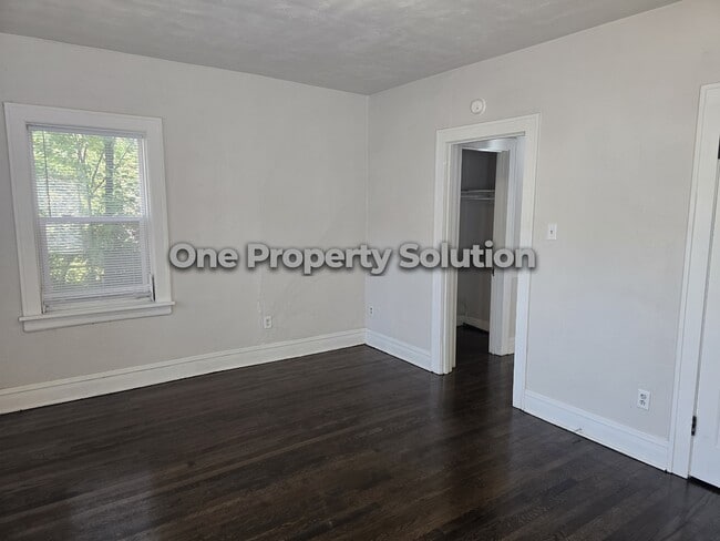 Building Photo - 1113 Pennsylvania St