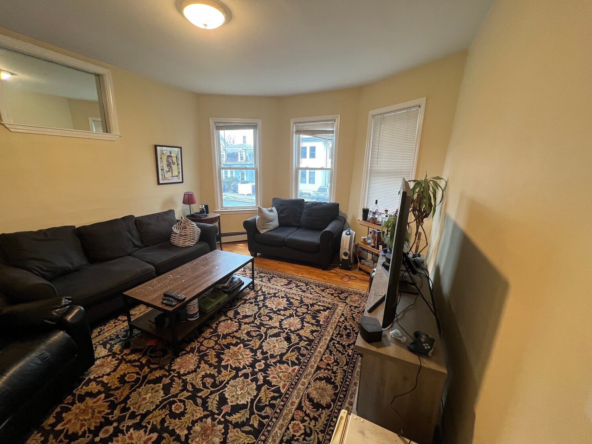 Building Photo - 29 Cameron Ave