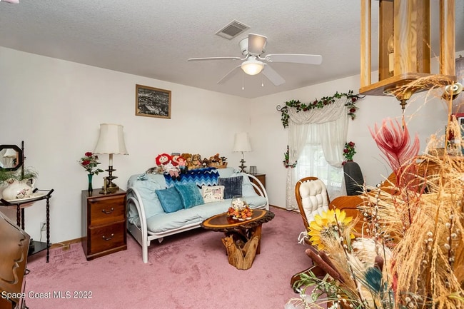 Building Photo - 4159 Hidden Lakes Dr