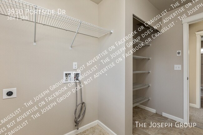 Building Photo - 3930 Portside Dr