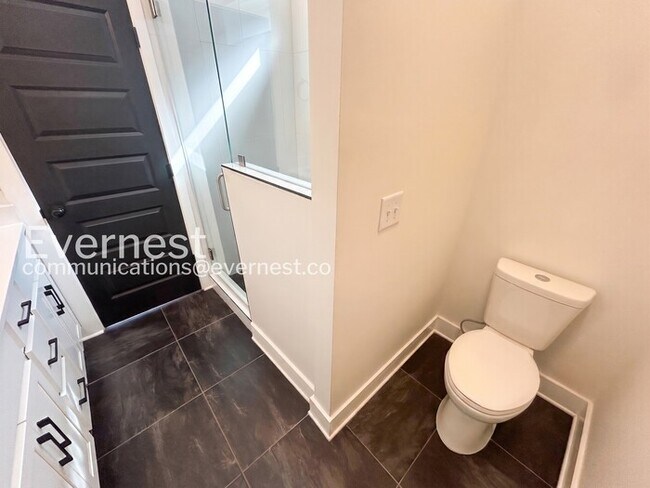 Building Photo - 427 Toney Rd