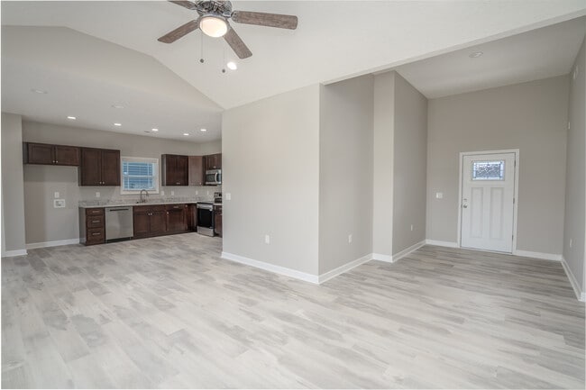Building Photo - 2682 Cedrus Ave