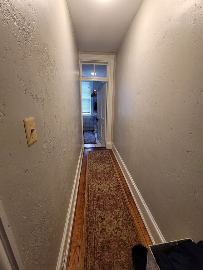 Building Photo - 3644 Roland Ave
