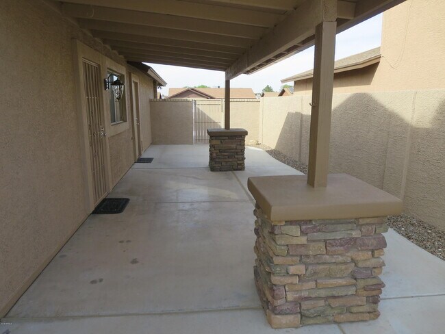Building Photo - 6917 W Cholla St