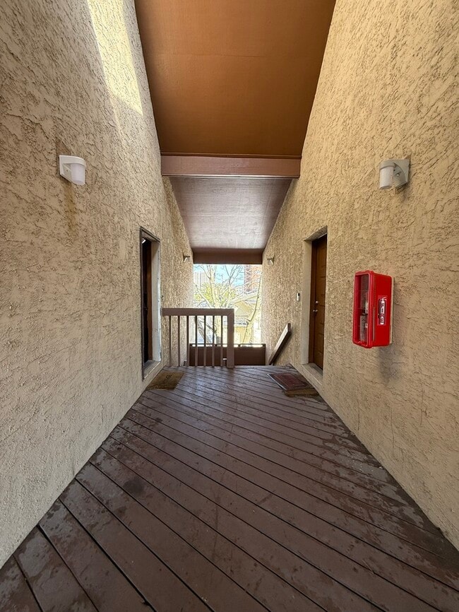 Building Photo - 1434 Mediterranean Ave