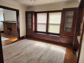 Building Photo - 1380 Webb Rd